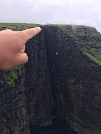 Подвесной мостик на высоте 400 метров